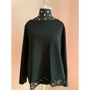 Ann Taylor lace trimmed gorgeous top